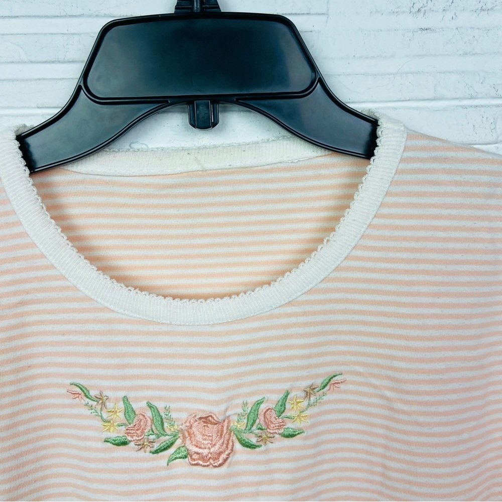 Unbranded cottage core Striped Peach T-Shirt with Floral Embroidery size XL - Picture 8 of 9